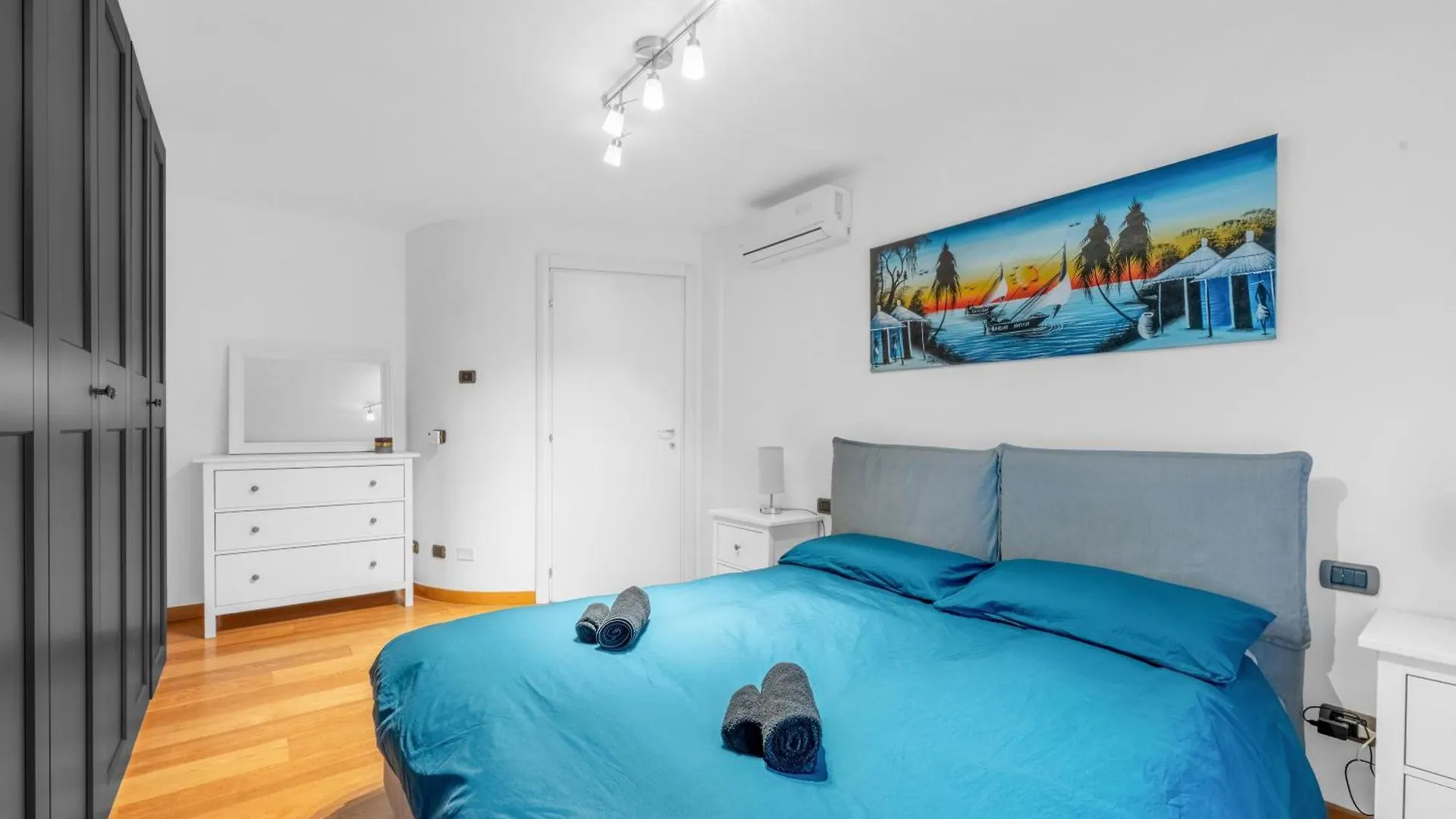 Milano-Rho Fiera Exclusive Stay Private Parking 0*, Rho Italien